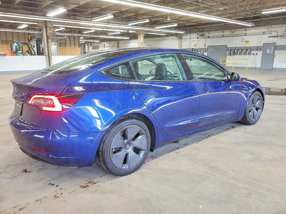 Photo 3 from auction – 2022 TESLA MODEL 3 with VIN 5YJ3E1EA7NF371025