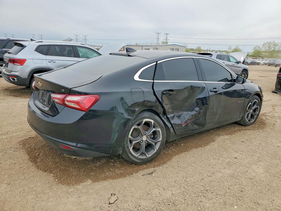 Photo 3 from auction – 2021 CHEVROLET MALIBU with VIN 1G1ZD5ST5MF054843