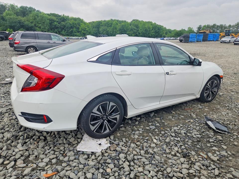 Photo 3 from auction – 2016 HONDA CIVIC with VIN 19XFC1F72GE207048