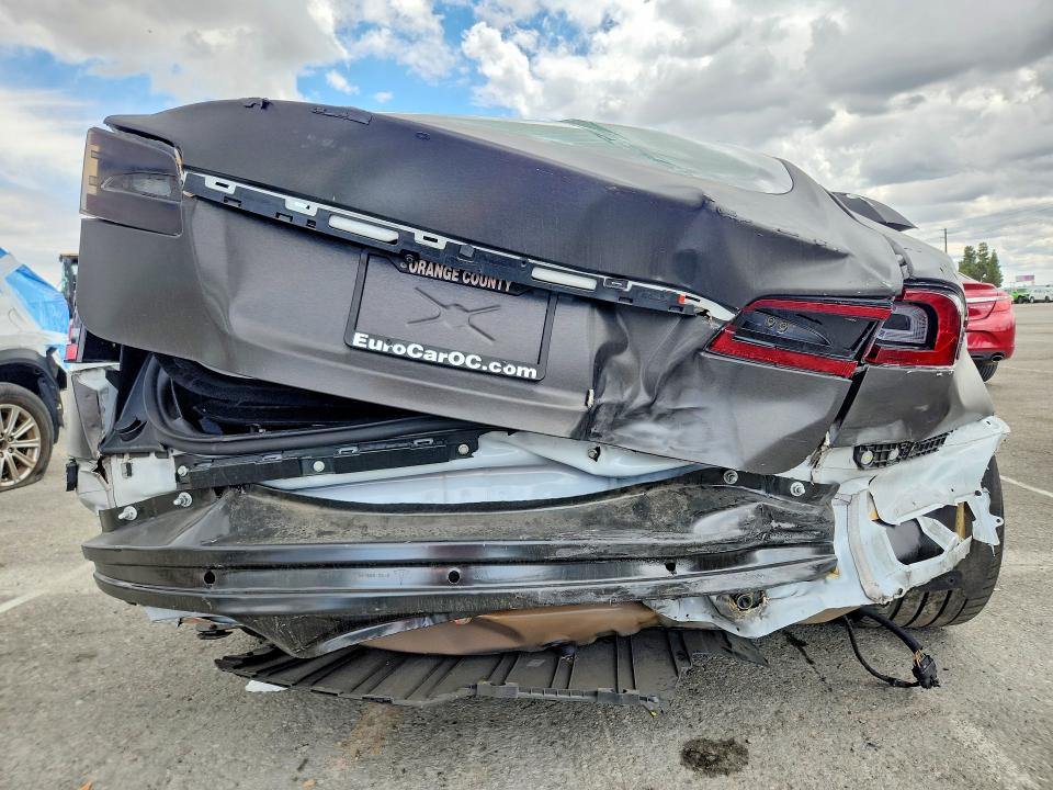 Photo 6 from auction – 2021 TESLA MODEL S with VIN 5YJSA1E68MF438636