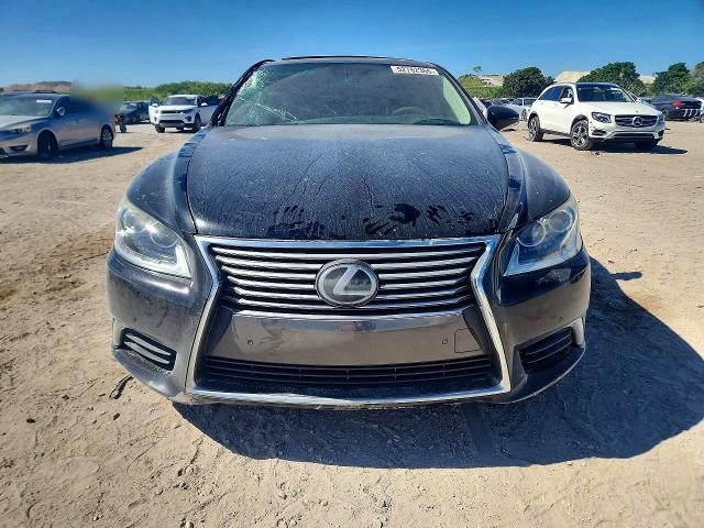 Photo 5 from auction – 2017 LEXUS LS with VIN JTHBL5EF1H5144714