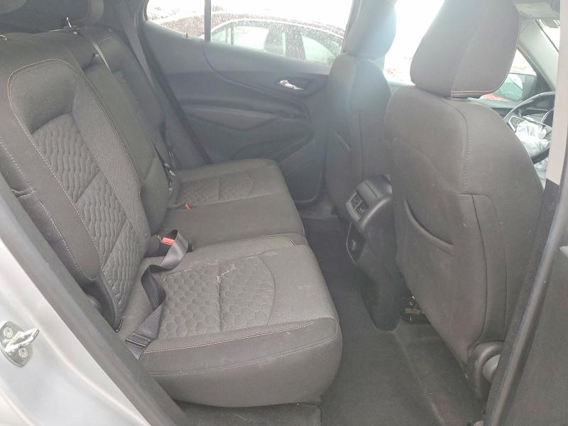 Photo 11 from auction – 2018 CHEVROLET EQUINOX with VIN 2GNAXSEV2J6330979