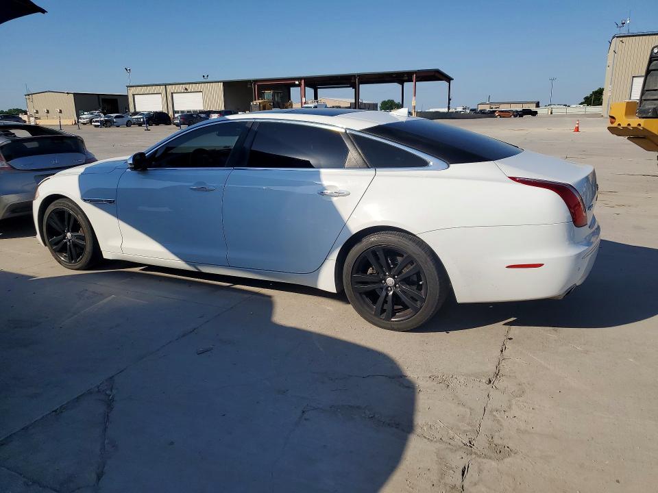 Photo 2 from auction – 2015 JAGUAR XJL with VIN SAJWJ2GD3F8V84238