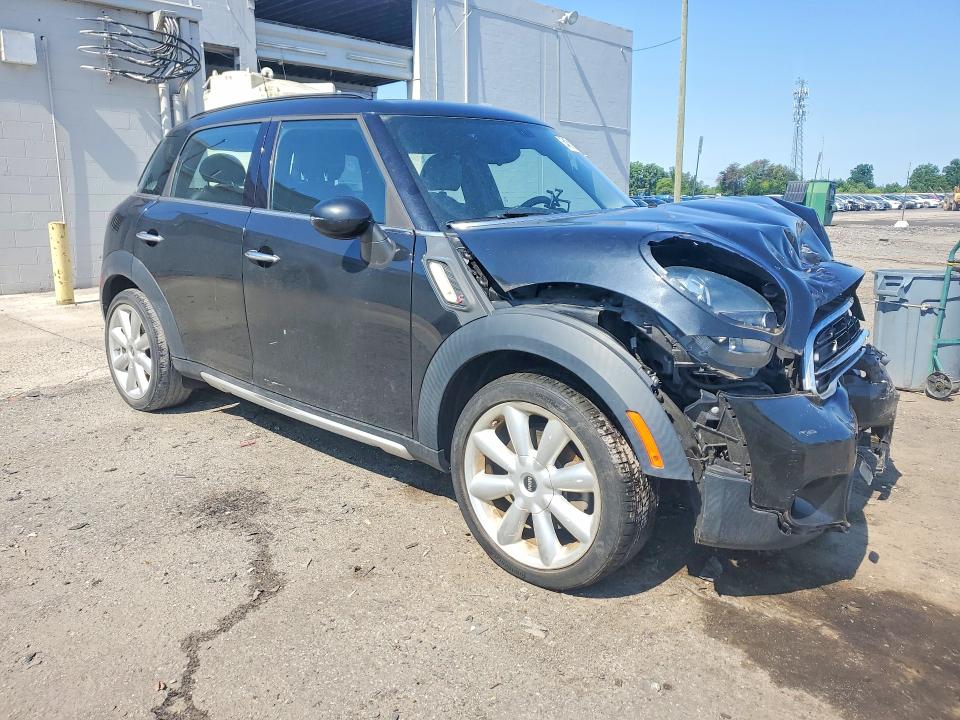 Photo 4 from auction – 2015 MINI COOPER with VIN WMWZC5C5XFWP45392