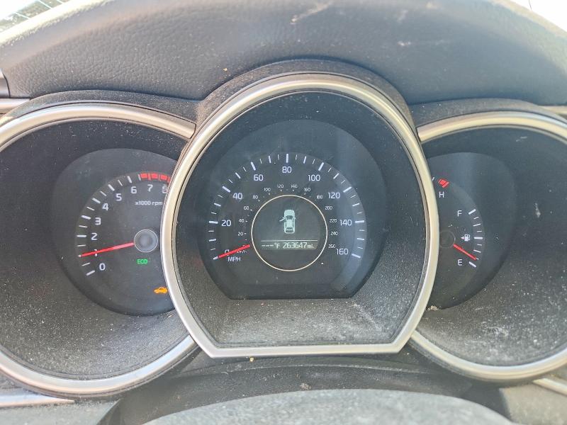 Photo 9 from auction – 2015 KIA OPTIMA with VIN 5XXGM4A73FG383705