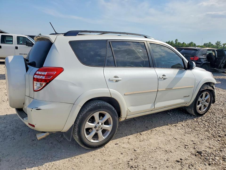 Photo 3 from auction – 2010 TOYOTA RAV4 with VIN JTMYK4DV1AD004627