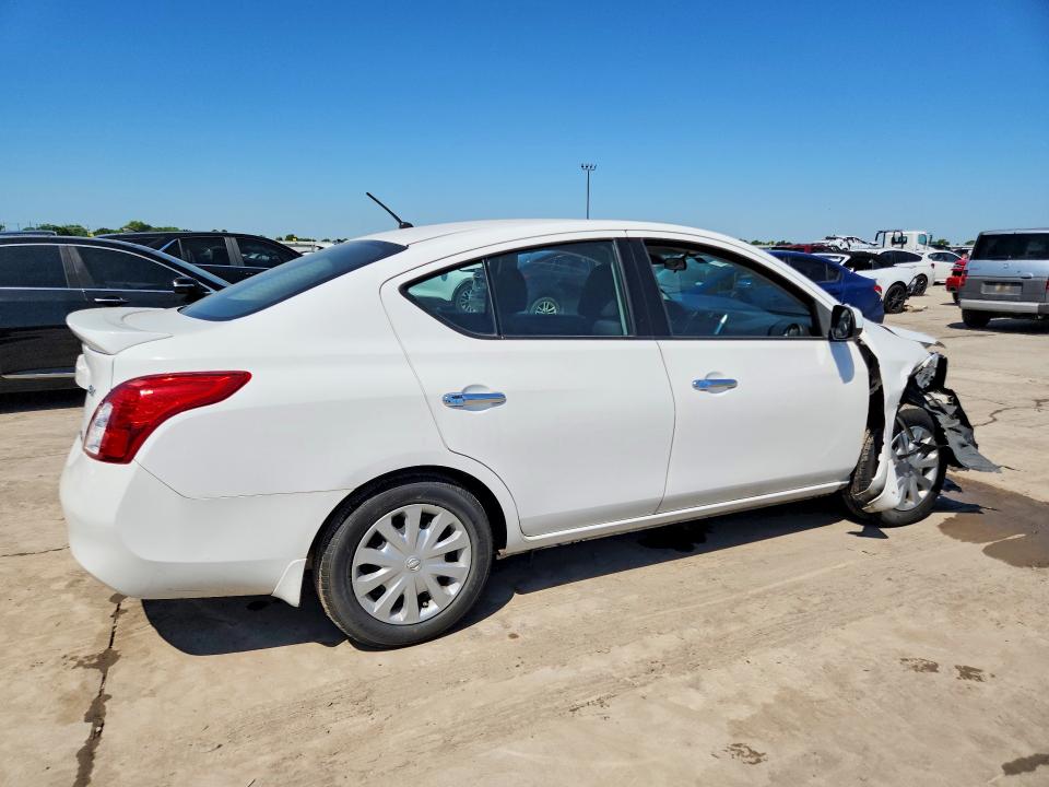 Photo 3 from auction – 2014 NISSAN VERSA with VIN 3N1CN7APXEK464466