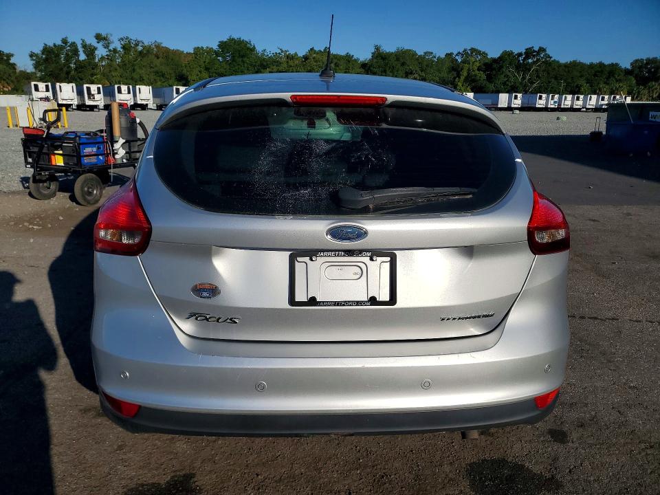 Photo 6 from auction – 2017 FORD FOCUS with VIN 1FADP3N29HL287198
