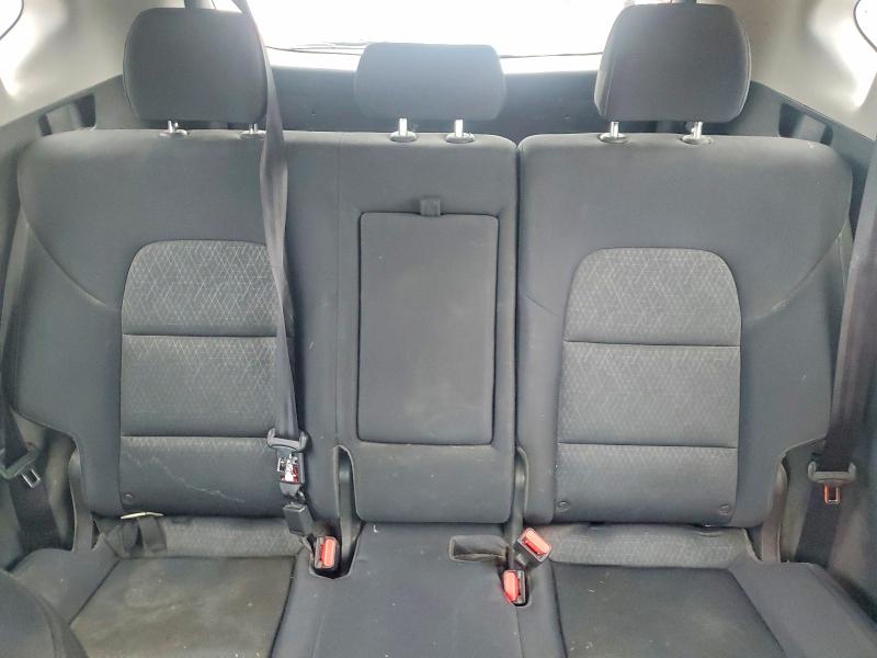 Photo 10 from auction – 2016 HYUNDAI TUCSON with VIN KM8J33A44GU212445