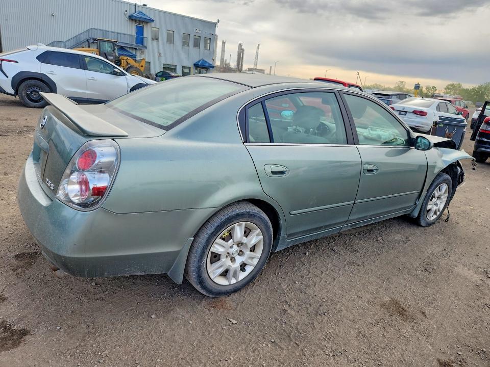 Photo 3 from auction – 2005 NISSAN ALTIMA with VIN 1N4AL11D35C178077