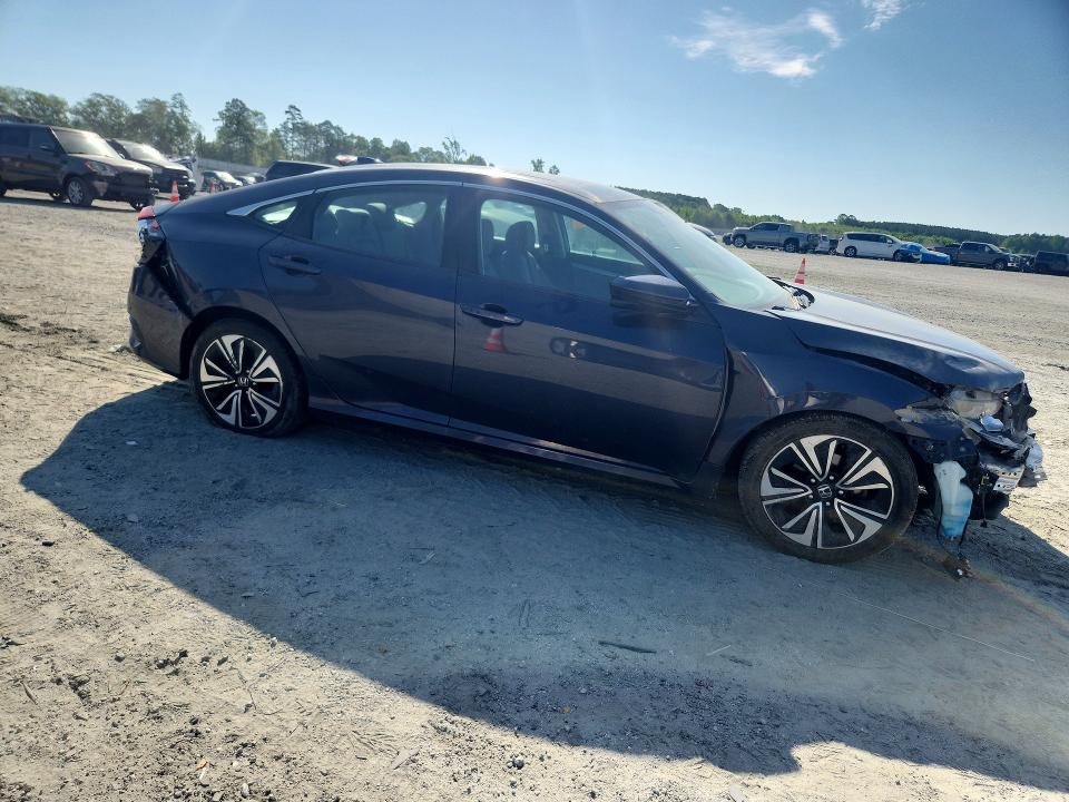 Photo 4 from auction – 2018 HONDA CIVIC with VIN 2HGFC1F33JH645202