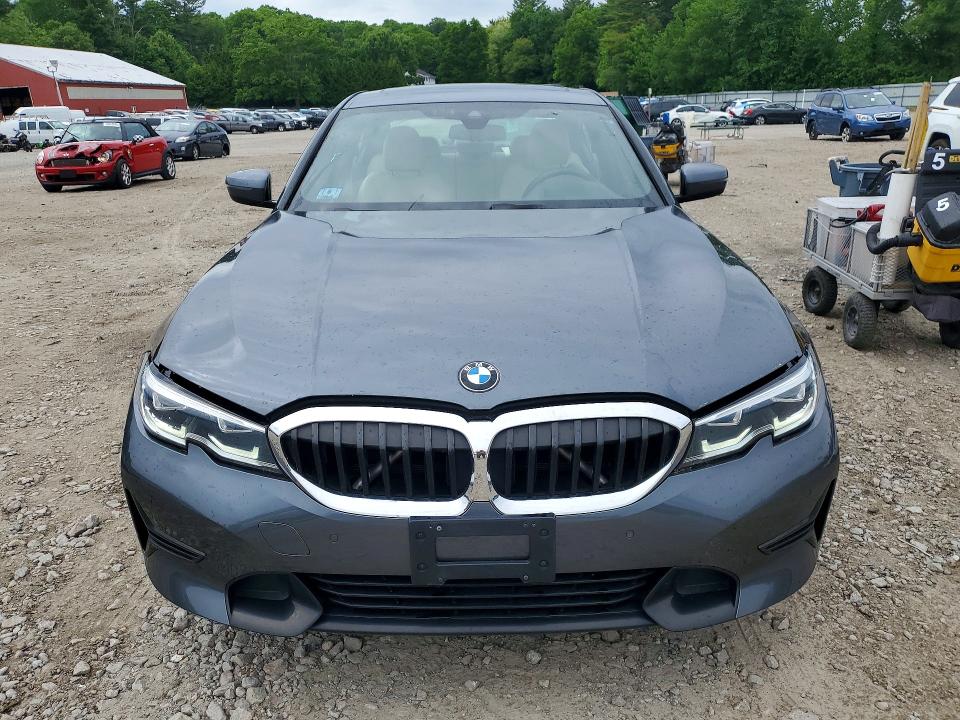 Photo 5 from auction – 2020 BMW 330XI with VIN 3MW5R7J03L8B11121