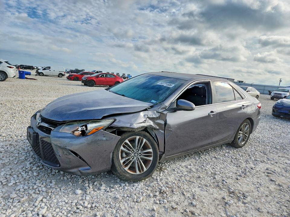 TOYOTA CAMRY 2017 with VIN 4T1BF1FK2HU632066 - Photo from auction
