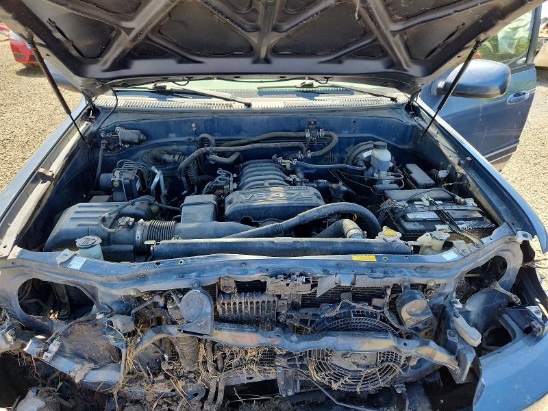 Photo 12 from auction – 2006 TOYOTA SEQUOIA with VIN 5TDBT48A96S263209
