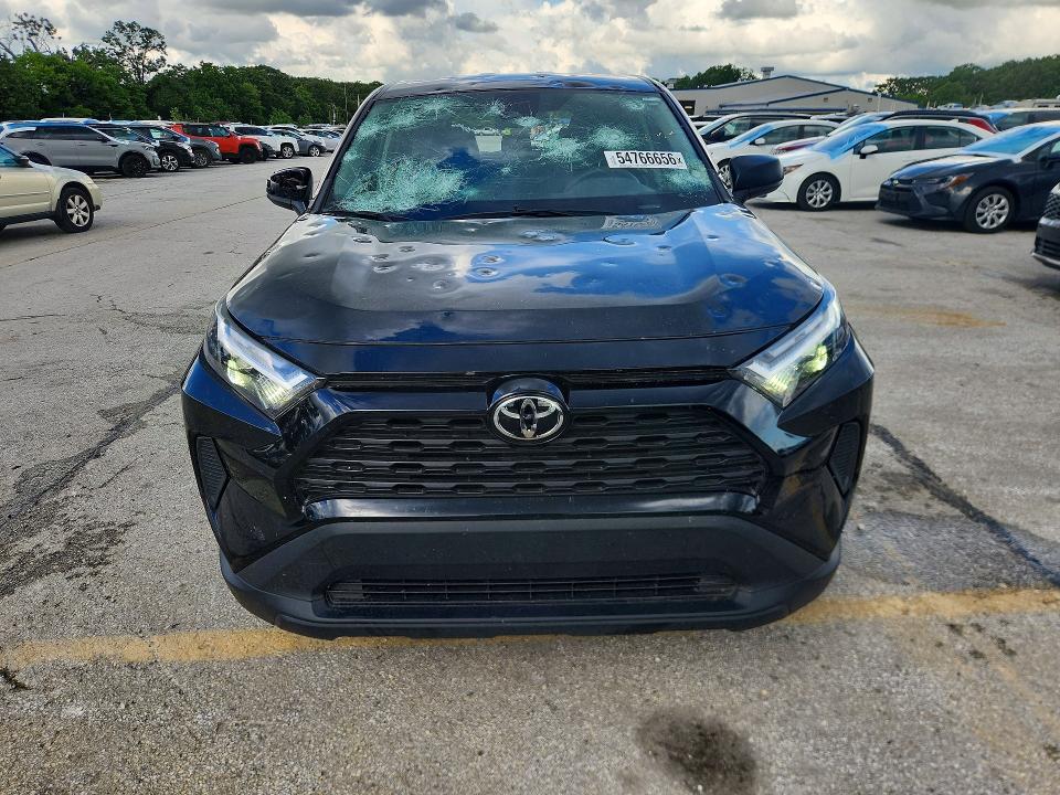 Photo 5 from auction – 2023 TOYOTA RAV4 with VIN 2T3F1RFV6PC357706