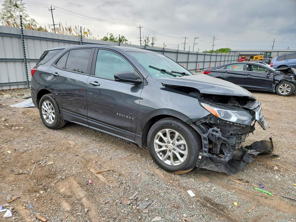 Photo 4 from auction – 2021 CHEVROLET EQUINOX with VIN 2GNAXHEV9M6153581