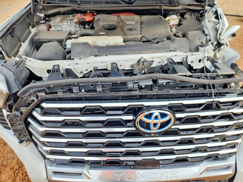 Photo 11 from auction – 2023 TOYOTA TUNDRA with VIN 5TFVC5DB7PX015201