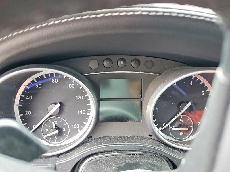 Photo 9 from auction – 2011 MERCEDES-BENZ GL with VIN 4JGBF7BEXBA674285