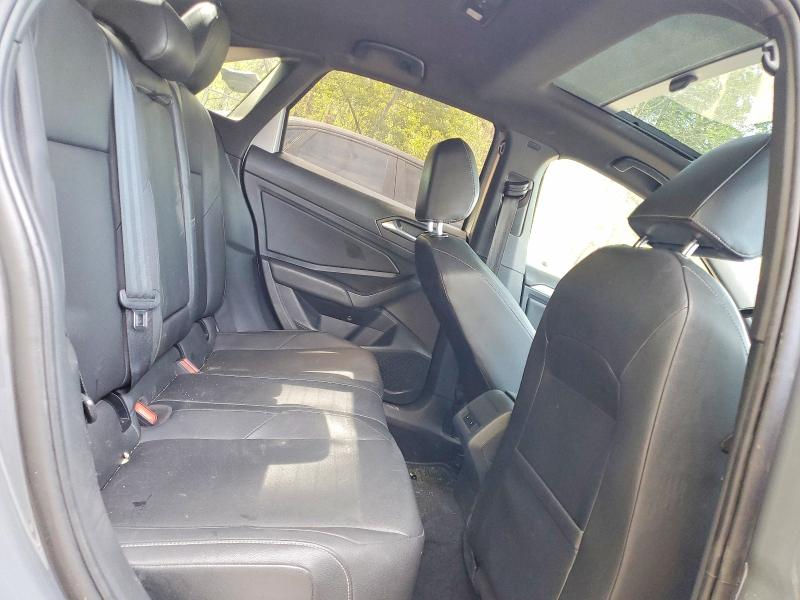 Photo 10 from auction – 2024 VOLKSWAGEN JETTA with VIN 3VW9T7BU8RM017398