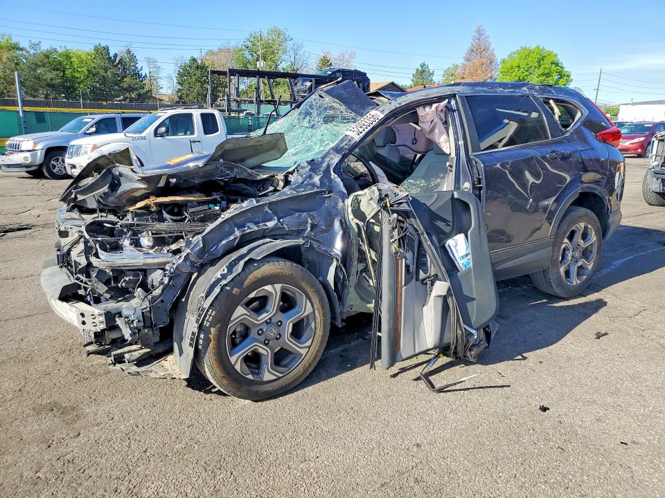 HONDA CR-V 2017 with VIN 2HKRW2H83HH668790 - Photo from auction