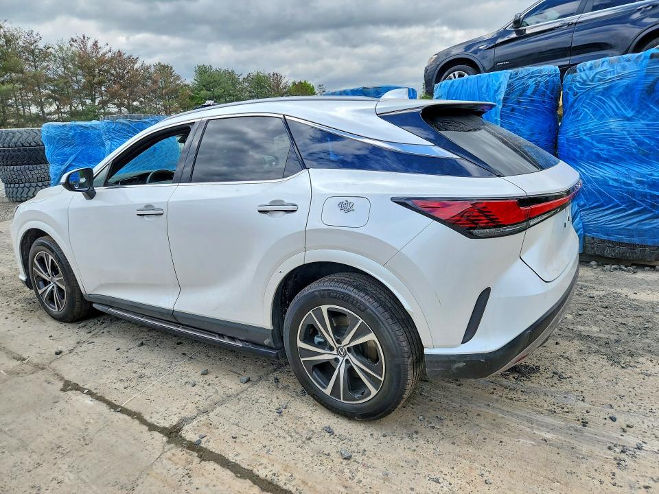Photo 2 from auction – 2024 LEXUS RX 350 with VIN 2T2BAMCA2RC052584