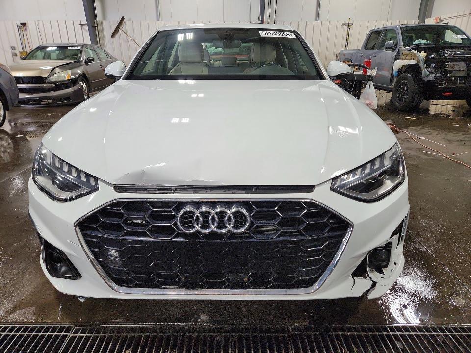 Photo 5 from auction – 2022 AUDI A4 with VIN WAUEAAF41NN014015