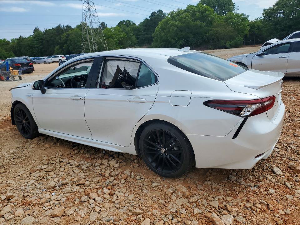 Photo 2 from auction – 2021 TOYOTA CAMRY with VIN 4T1K31AK3MU566699