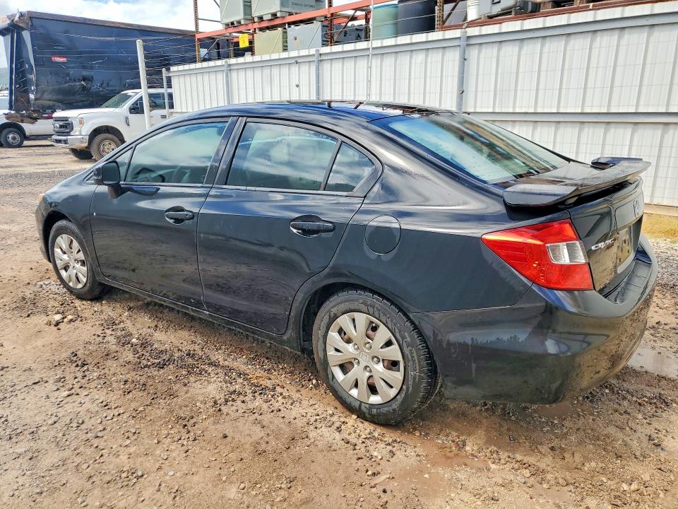 Photo 2 from auction – 2012 HONDA CIVIC with VIN 2HGFB2F53CH310812