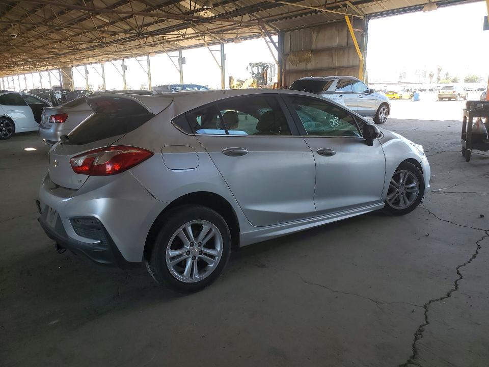Photo 3 from auction – 2018 CHEVROLET CRUZE with VIN 3G1BE6SM6JS523426