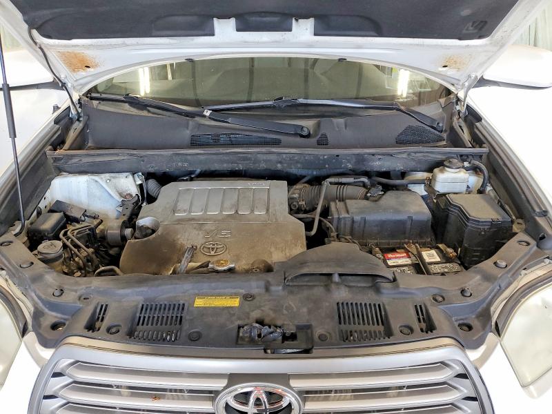 Photo 12 from auction – 2010 TOYOTA HIGHLANDER with VIN 5TDBK3EH9AS006297