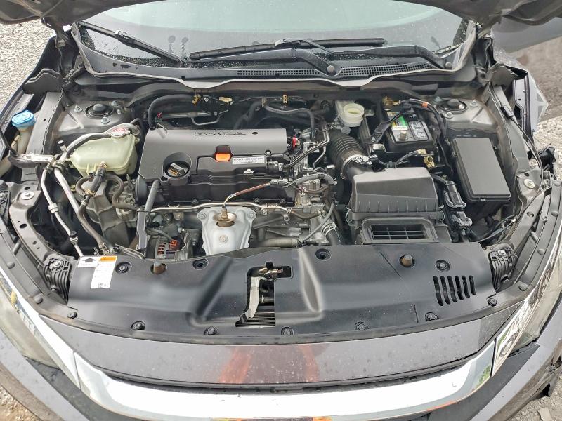 Photo 11 from auction – 2018 HONDA CIVIC with VIN 2HGFC2F52JH592838