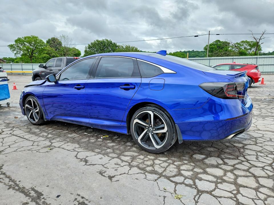 Photo 2 from auction – 2018 HONDA ACCORD with VIN 1HGCV1F31JA042972