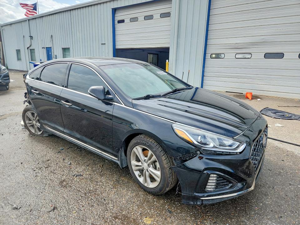 Photo 4 from auction – 2019 HYUNDAI SONATA with VIN 5NPE34AF8KH758746