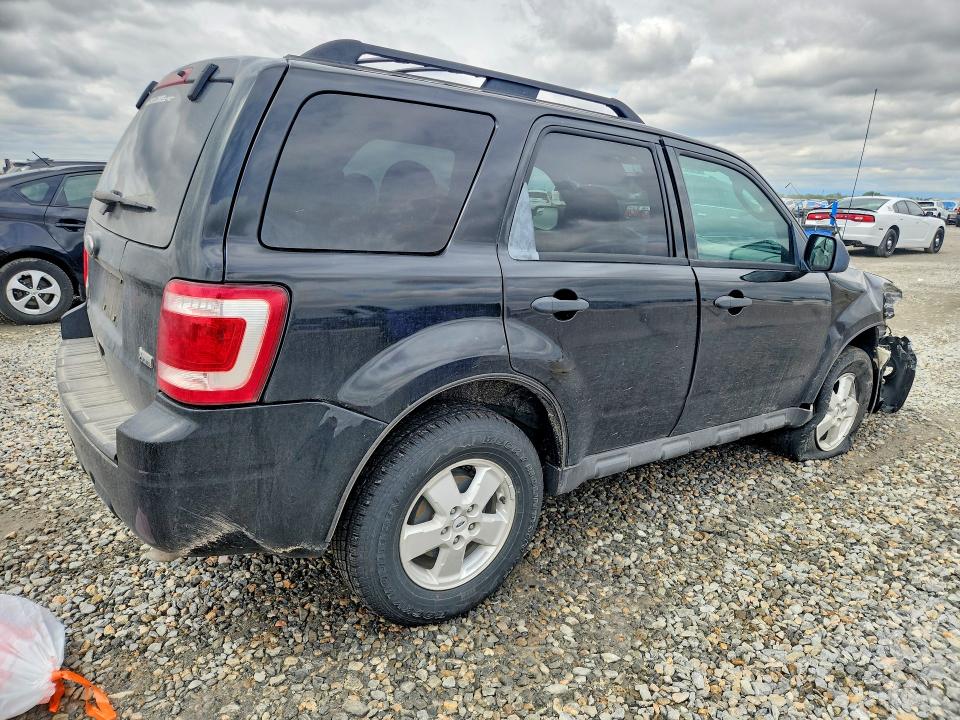 Foto 3 de la subasta – 2010 FORD ESCAPE con VIN 1FMCU0DG7AKA54633