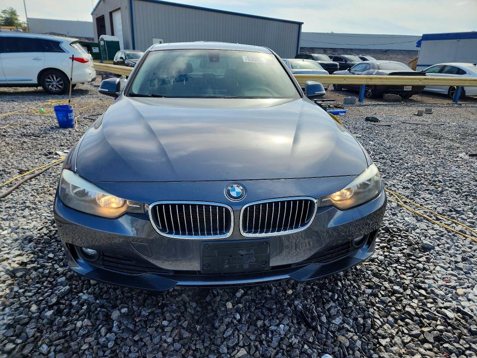 Photo 5 from auction – 2014 BMW 320 with VIN WBA3C3C53EF984582
