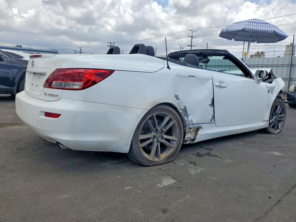 Photo 3 from auction – 2014 LEXUS IS with VIN JTHFE2C2XE2510497