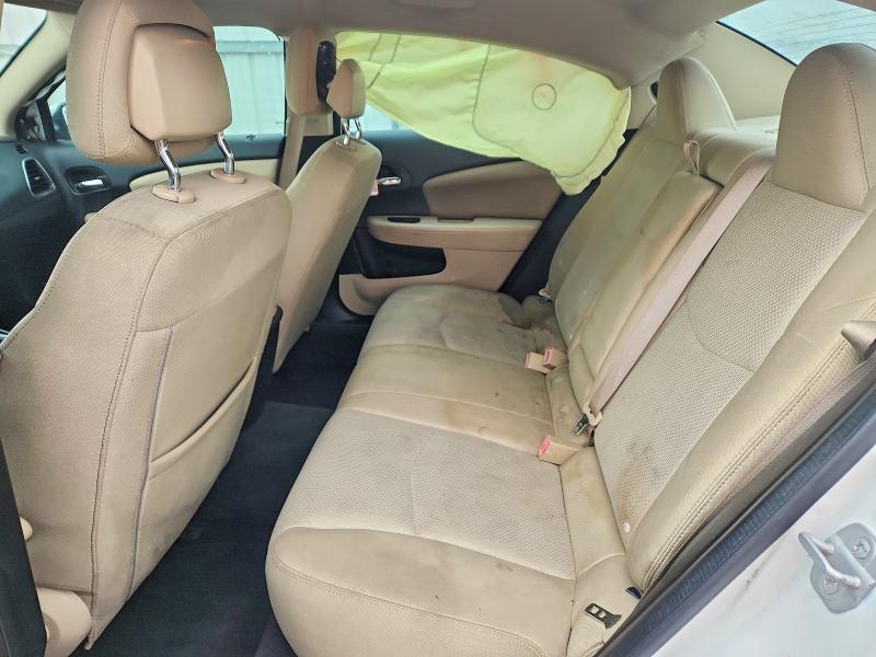 Photo 10 from auction – 2014 CHRYSLER 200 with VIN 1C3CCBAB6EN205434
