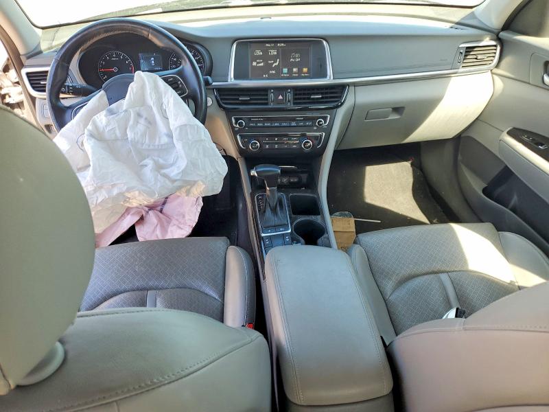 Photo 8 from auction – 2016 KIA OPTIMA with VIN 5XXGU4L37GG011022