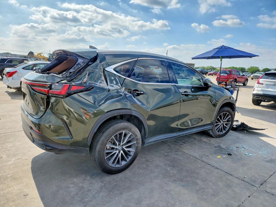 Photo 3 from auction – 2025 LEXUS NX with VIN 2T2GDCAZ6SC018427
