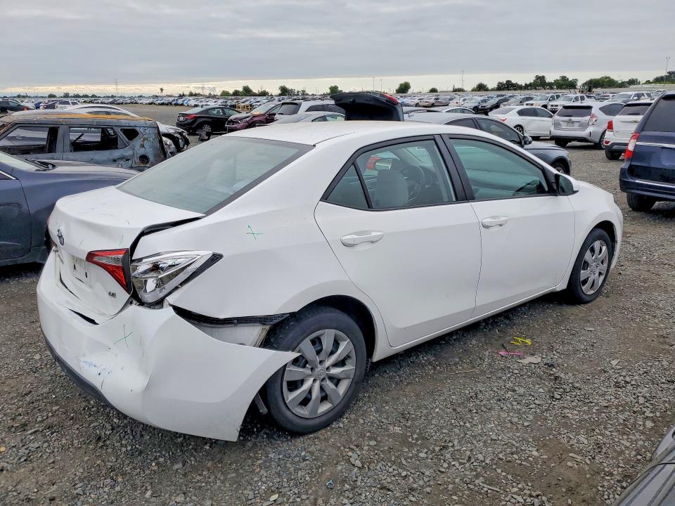 Photo 3 from auction – 2015 TOYOTA COROLLA with VIN 5YFBURHE4FP312550