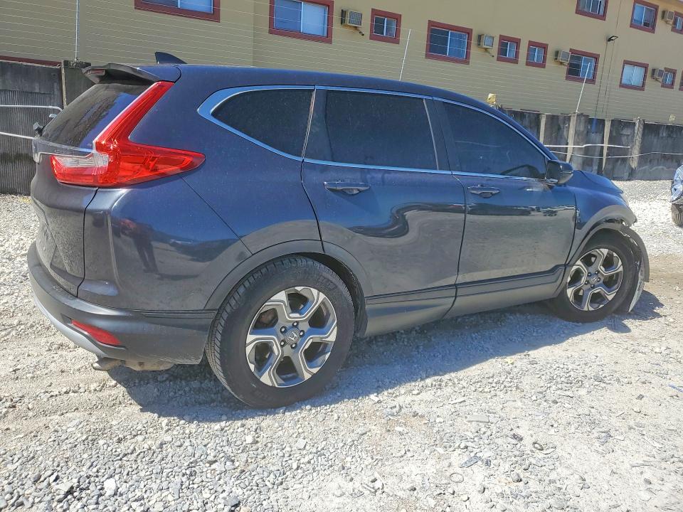 Photo 3 from auction – 2017 HONDA CR-V with VIN 7FARW1H81HE012200