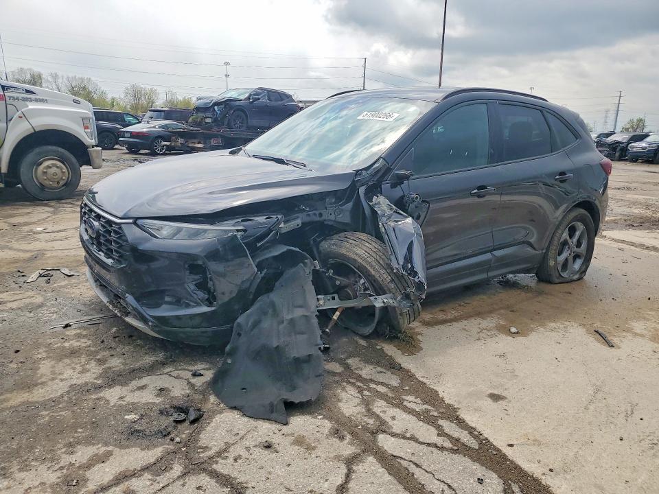FORD ESCAPE 2023 with VIN 1FMCU9MN6PUA49276 - Photo from auction