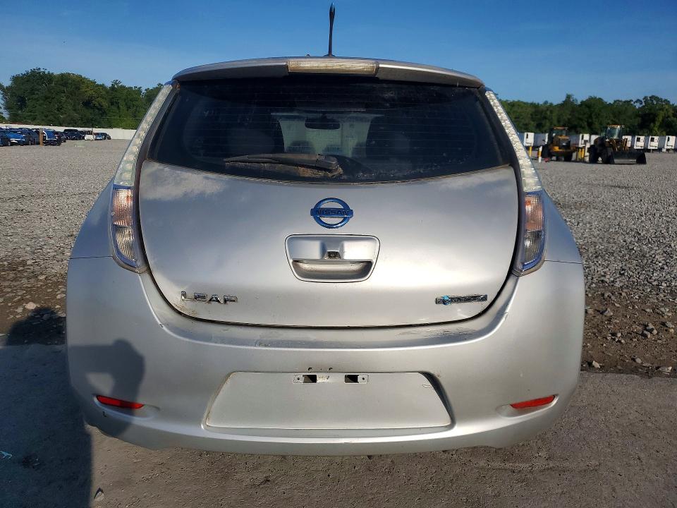 Photo 6 from auction – 2012 NISSAN LEAF with VIN JN1AZ0CP2CT023904