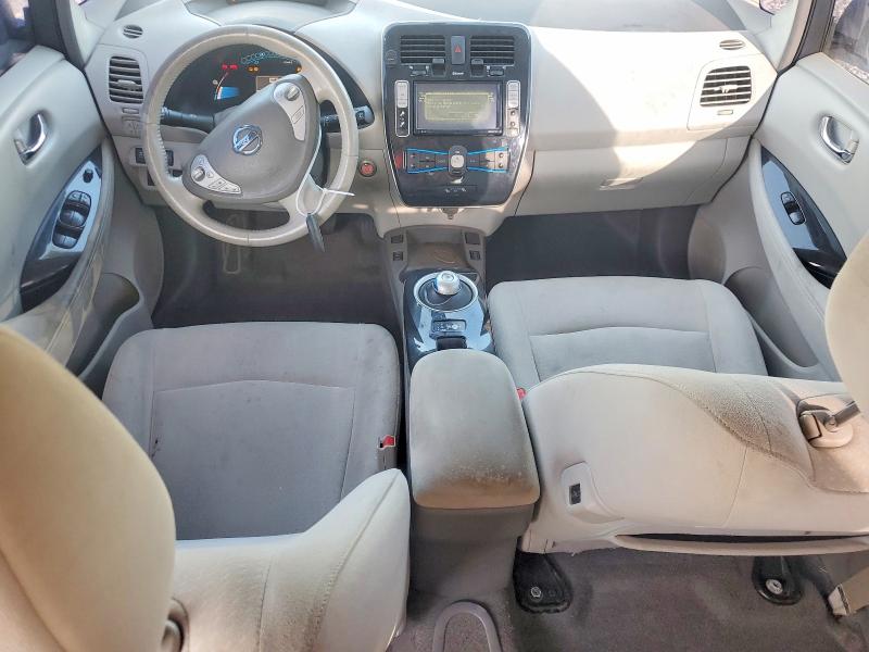 Photo 8 from auction – 2012 NISSAN LEAF with VIN JN1AZ0CP2CT023904