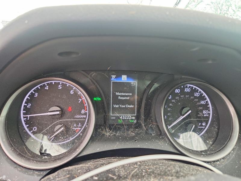 Photo 9 from auction – 2022 TOYOTA CAMRY with VIN 4T1T11AK2NU655532