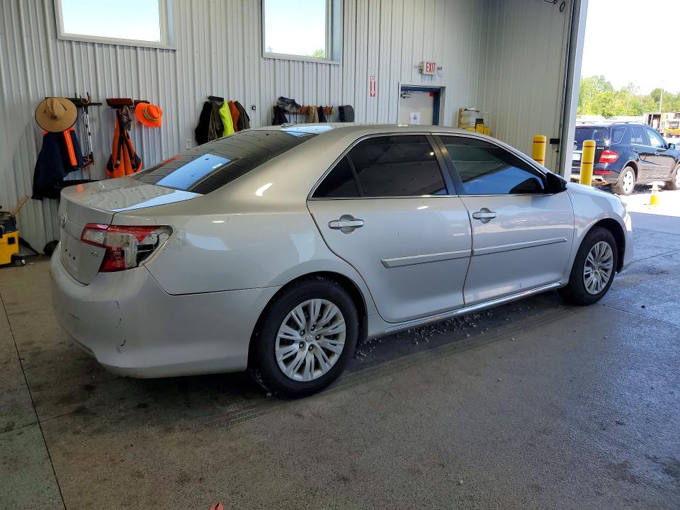 Photo 3 from auction – 2014 TOYOTA CAMRY with VIN 4T1BF1FK1EU423879