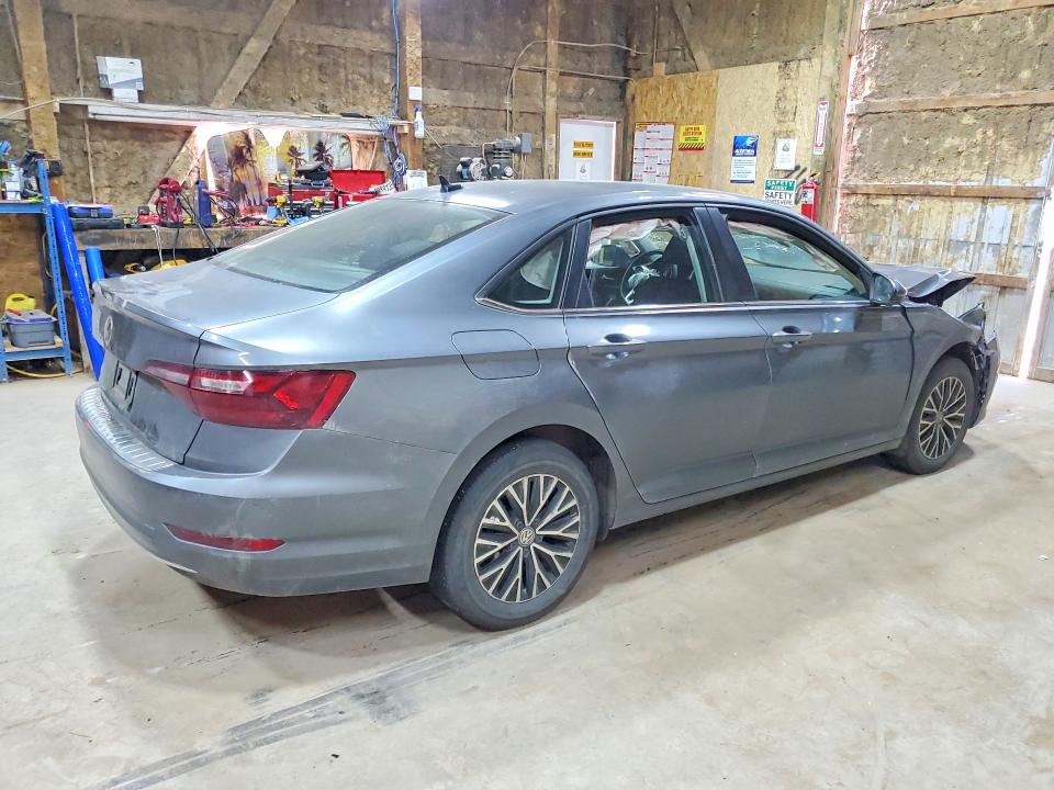 Снимка 3 от търг – 2021 VOLKSWAGEN JETTA с VIN 3VWC57BU9MM060205