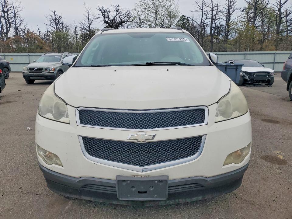 Photo 5 from auction – 2011 CHEVROLET TRAVERSE with VIN 1GNKVEED8BJ245667