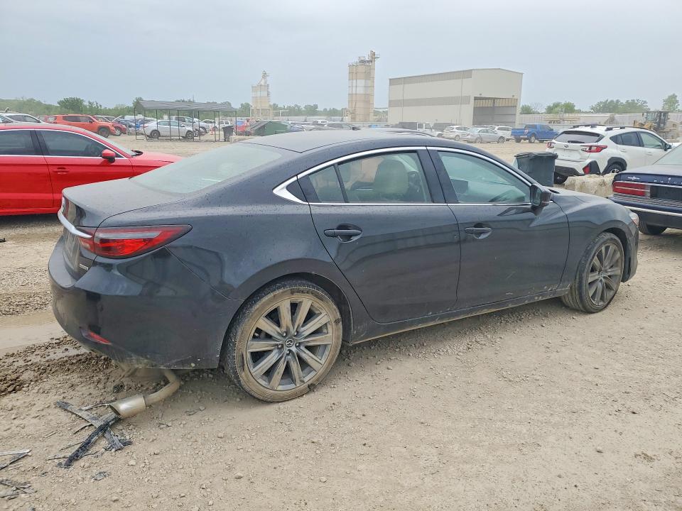 Photo 3 from auction – 2021 MAZDA 6 with VIN JM1GL1VM7M1602451