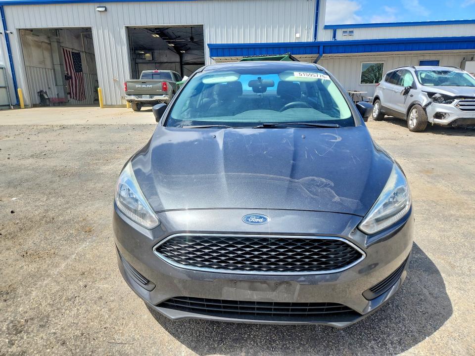 Photo 5 from auction – 2016 FORD FOCUS with VIN 1FADP3E28GL343291